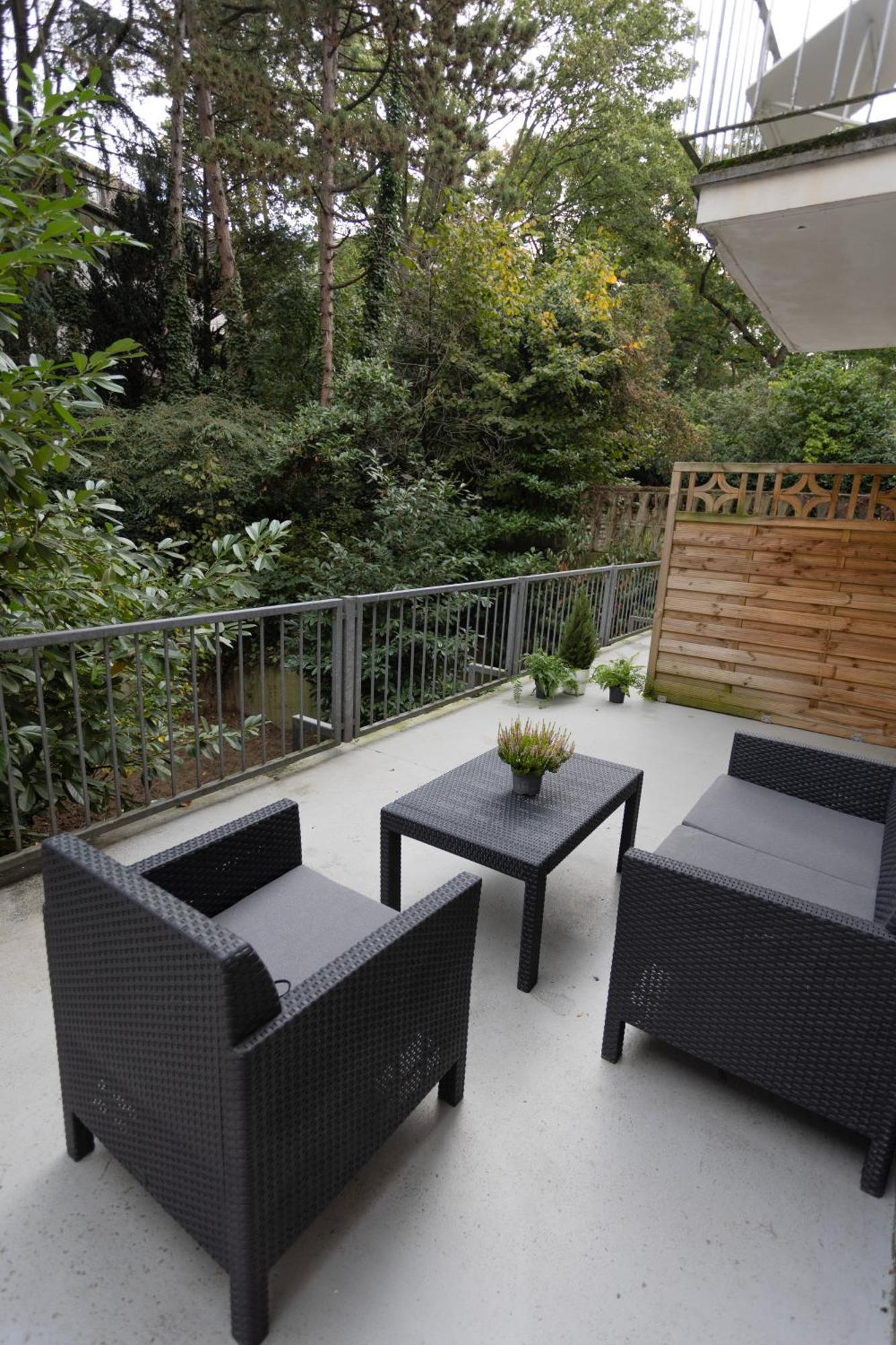 Central Apartment With Terrace And A Free Parking Duisburg Dış mekan fotoğraf